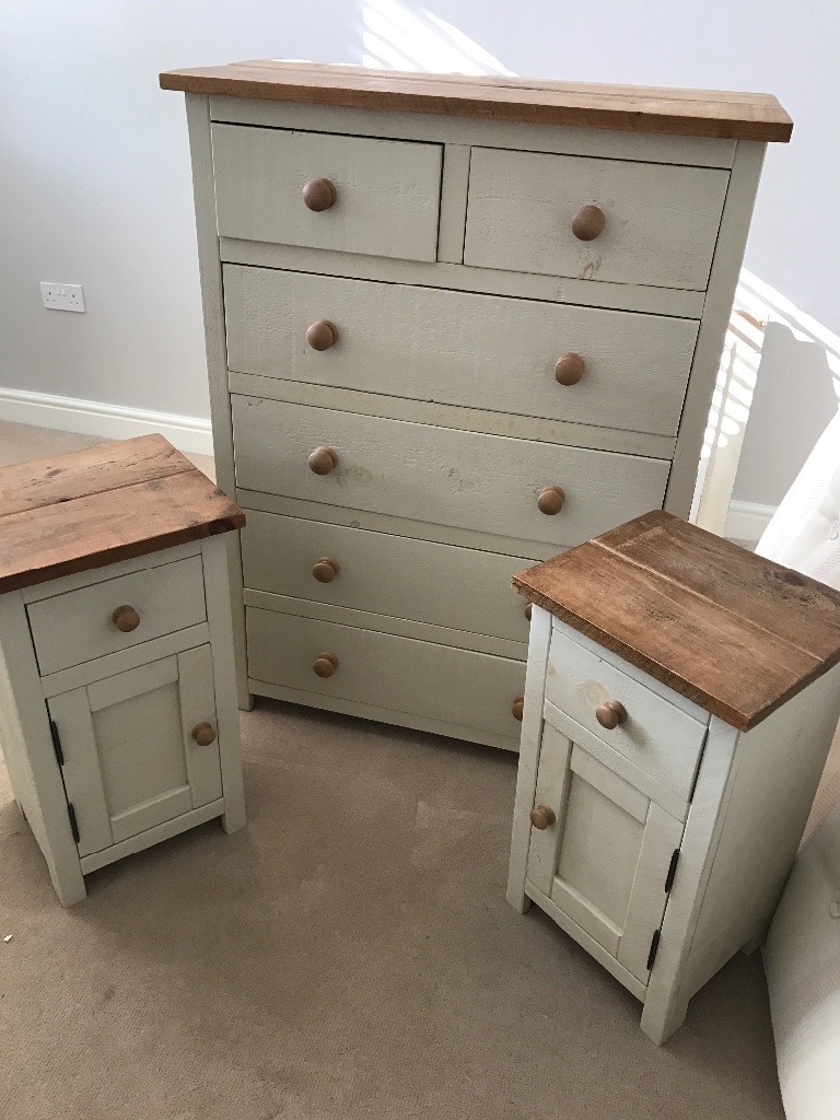 Chest of drawers & matching bedside tables in Wimbledon, London Gumtree