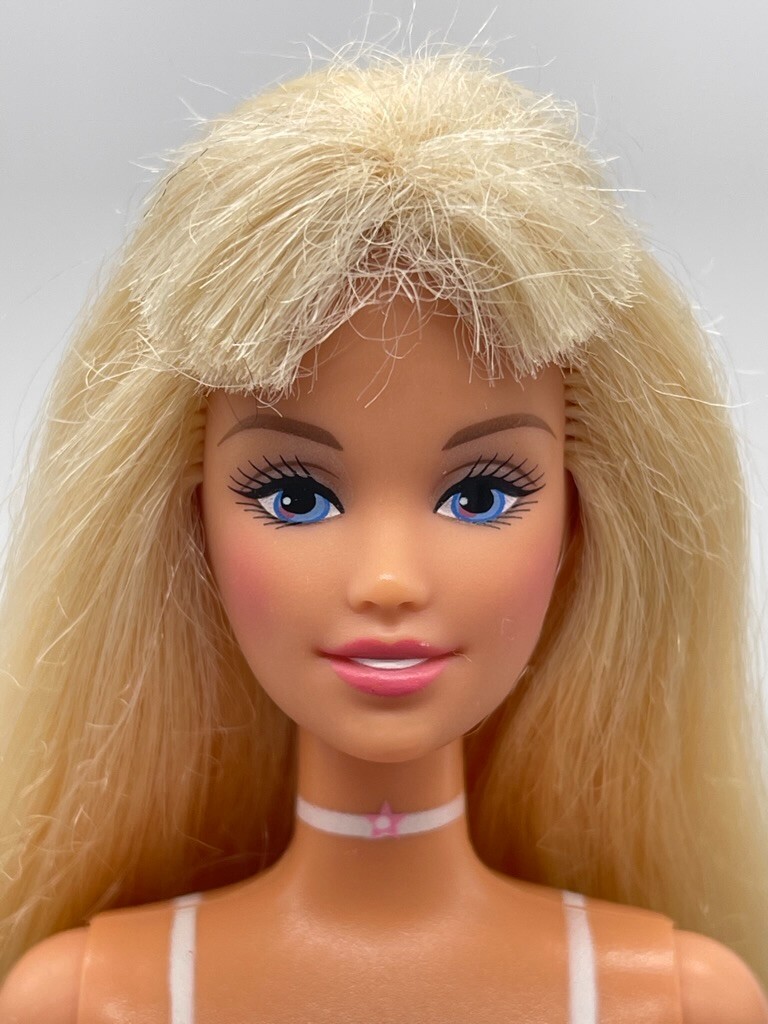 WORLD Barbie スペイン　バービー　最終値引き Barbie Life in The Dreamhouse Fashion Vending Machine