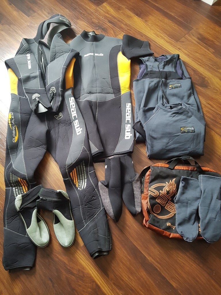 2 Piece Semi Dry Suit & Base Dry Suit 2 Piece in Beddau, Rhondda