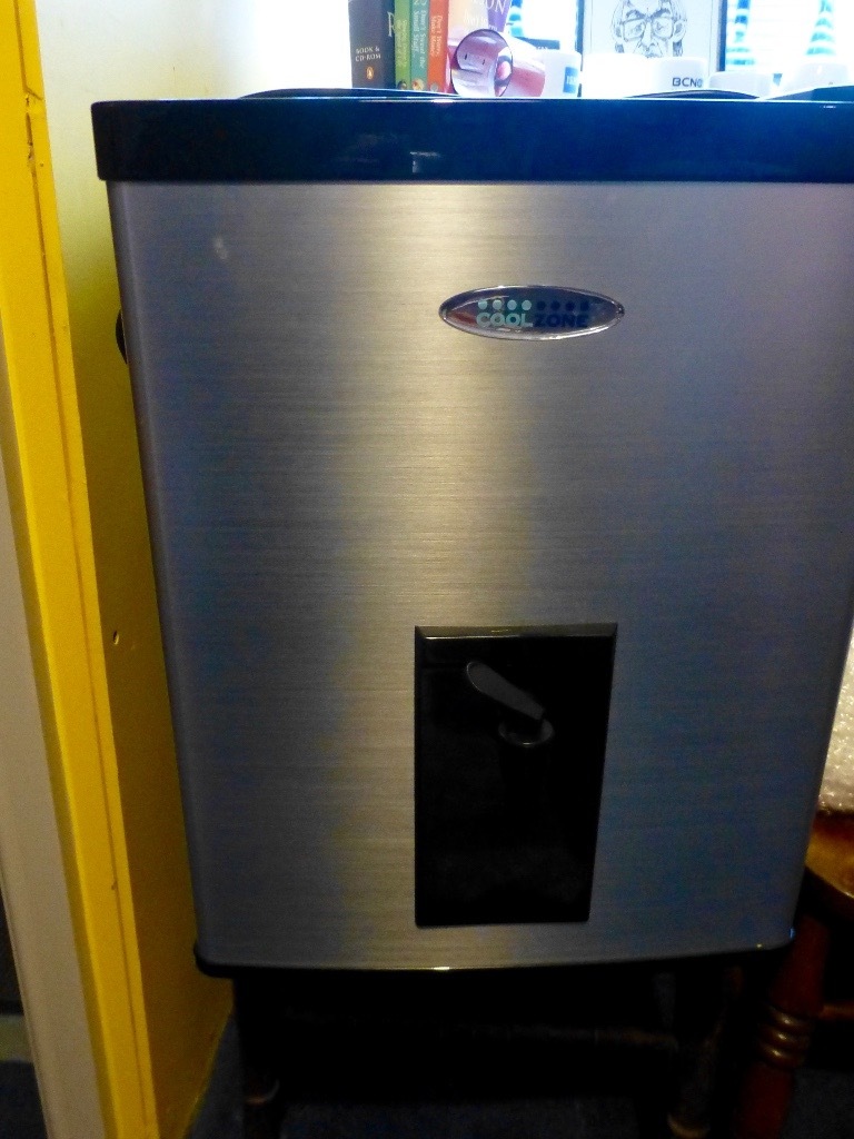 CoolZone mini bar drinks fridge chiller with cold water dispenser tap