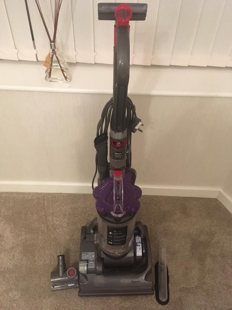 Dyson dc33 vacuum cleaner in Bilston, West Midlands Gumtree