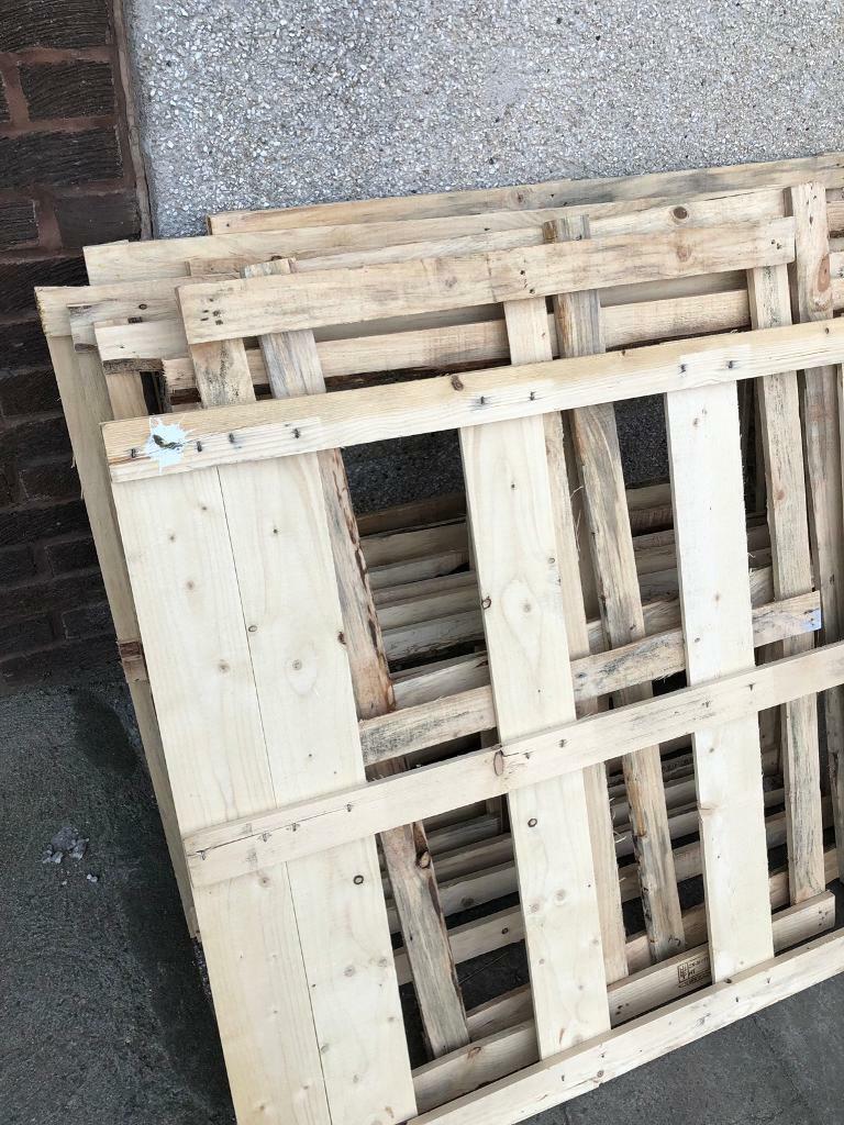 Scrap wooden pallet tops in Inverurie, Aberdeenshire Gumtree