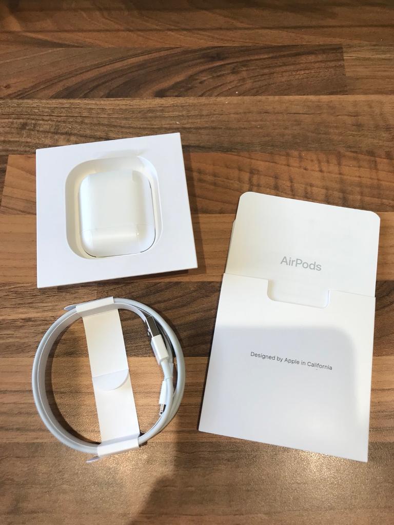 Apple a1523 in-ear Bluetooth AirPods brand new | in Chaddesden, Derbyshire | Gumtree