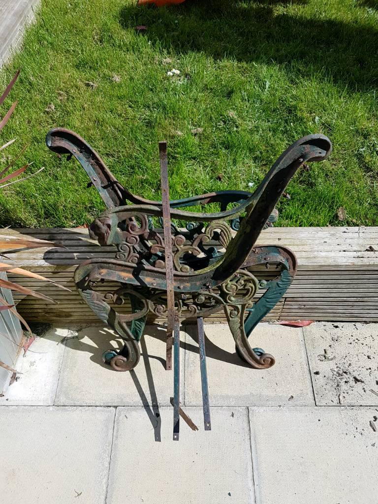Cast Iron Lion Head Bench Ends
