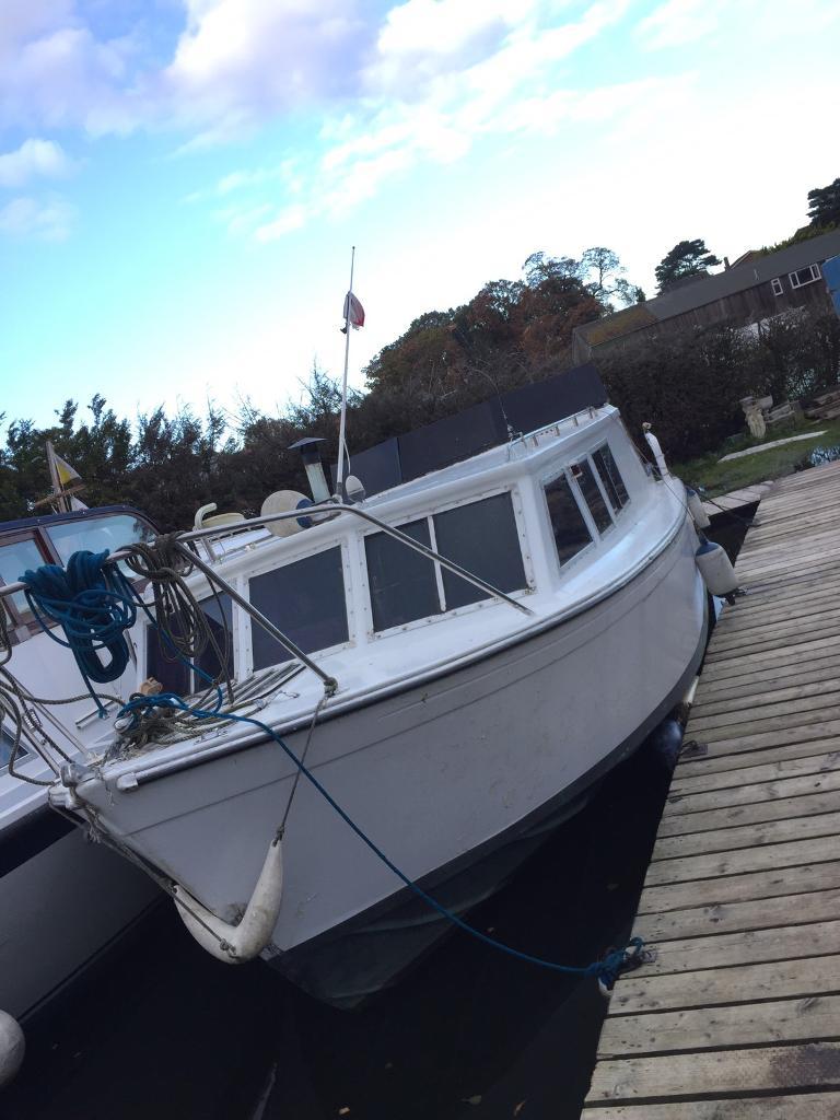 27ft diesel shaft drive motor cruiser / boat / fishing in Norwich