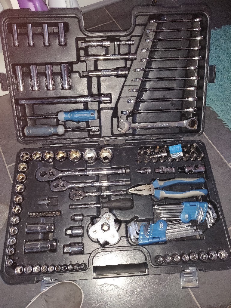 Halfords Advanced Car tool set in Aberdeen Gumtree