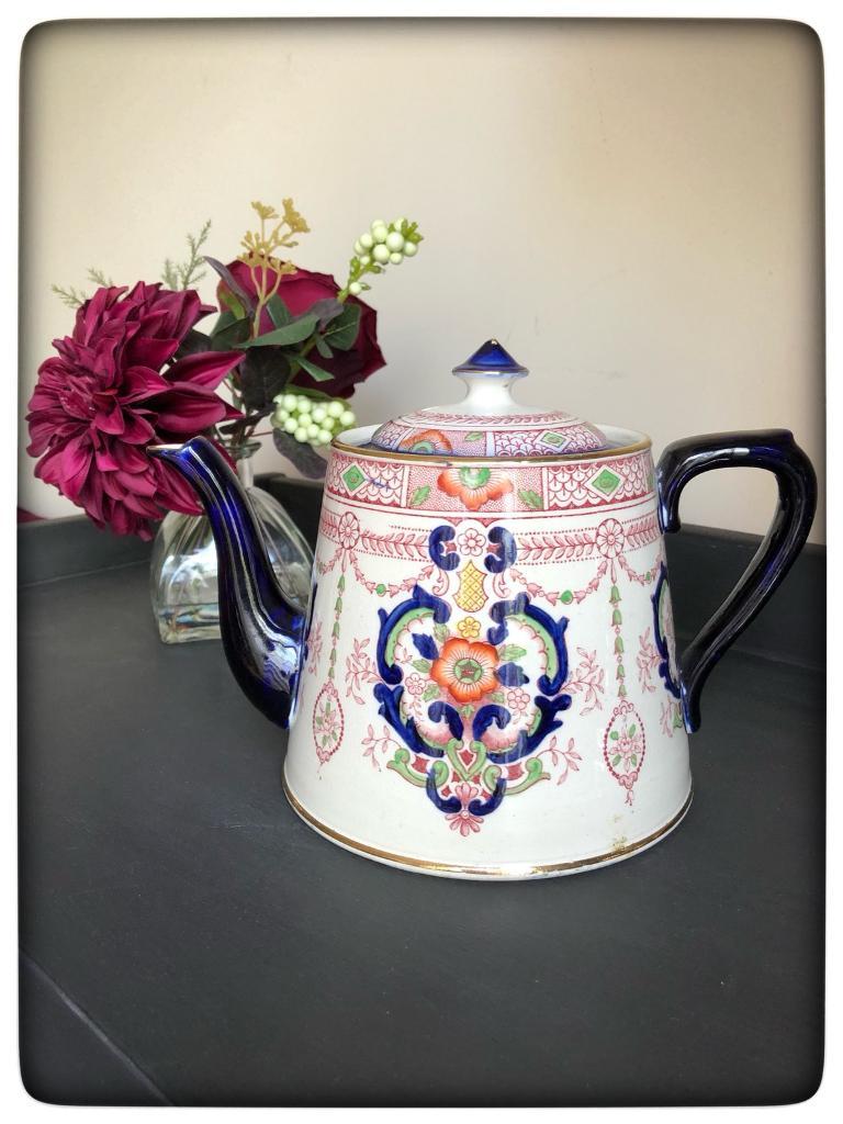 Antique Victorian Samuel Johnson Teapot, Imari, 1890s in Chertsey
