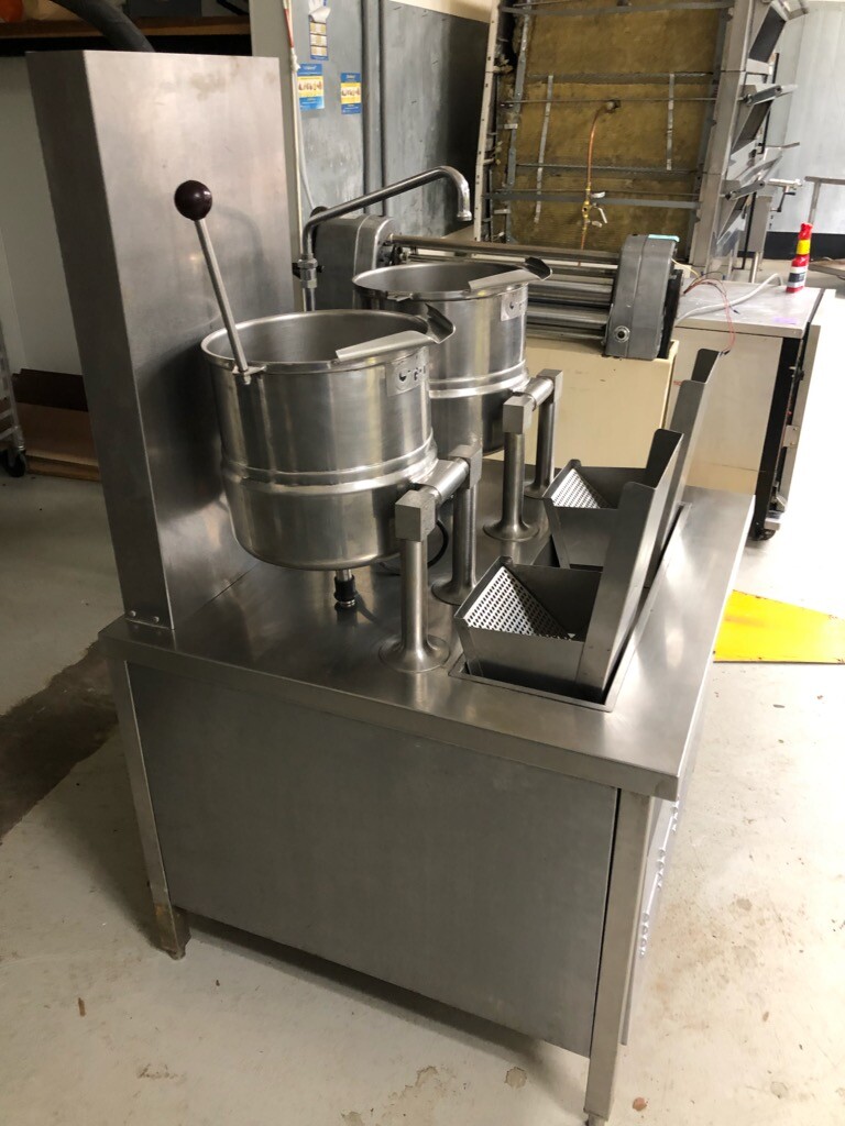 GROEN STEAM JACKETED KETTLES 2 CTDC-3-20-SG NATURAL GAS