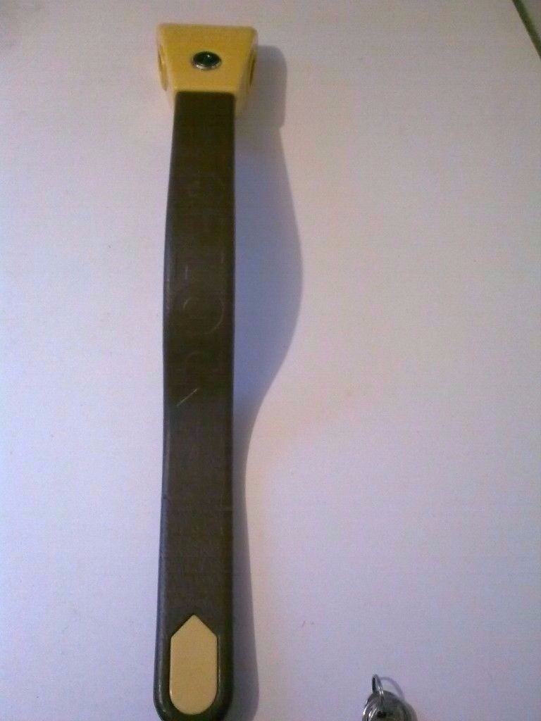 METRO PRODUCTS STOPLOCK CROOK LOCK ORIGINAL ANTITHEFT STEERING WHEEL