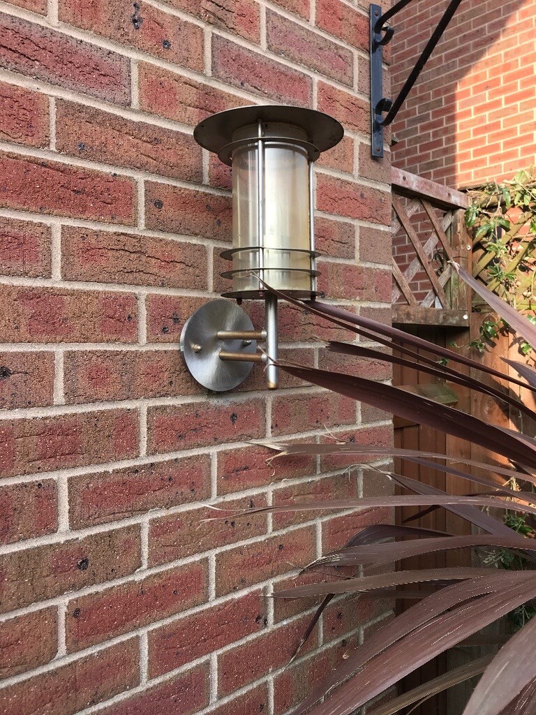8 x stainless steel garden lanterns 40W in Borrowash, Derbyshire