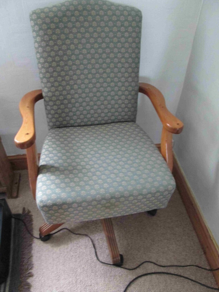 Ducal Desk Chair | in Arbroath, Angus | Gumtree