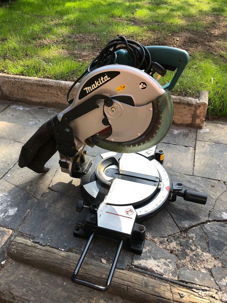 Makita mitre saw 2017 model in Rotherham, South Yorkshire Gumtree