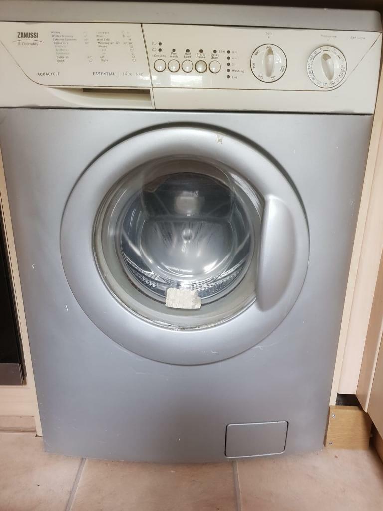 Washing machine free in Milnrow, Manchester Gumtree