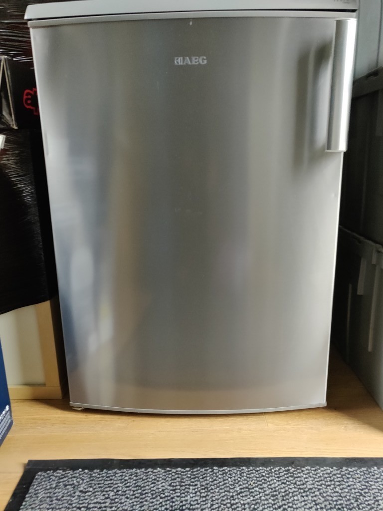 AEG TT160CMX 60cm under Counter Fridge Metallic Grey in Walthamstow