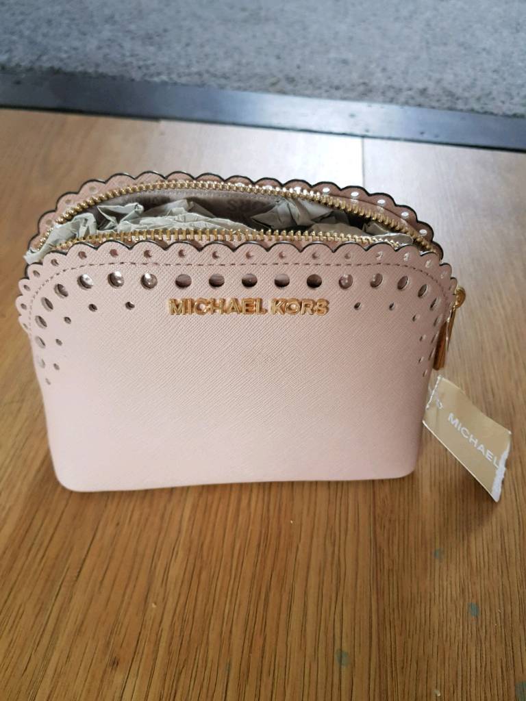 Michael kors makeup bag/ clutch bag in Ipswich, Suffolk Gumtree