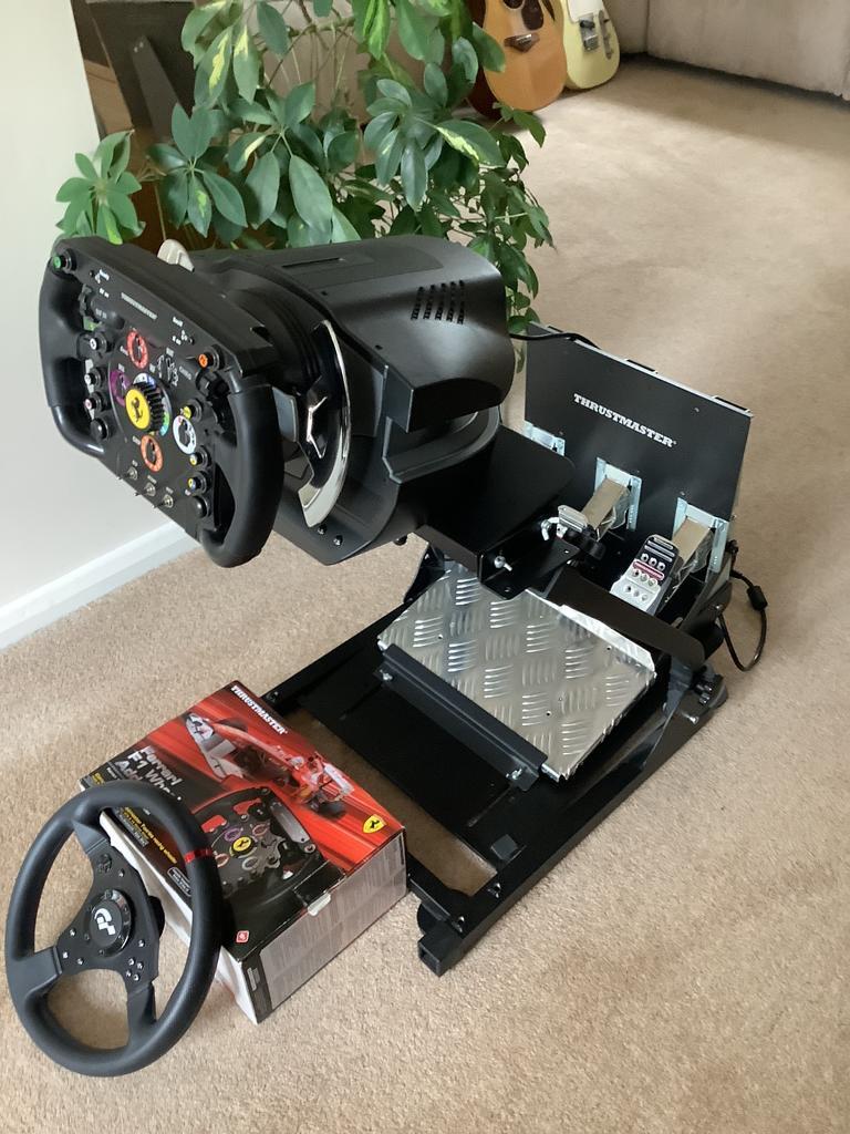 Thrustmaster T500 Steering wheel and pedals plus stand plus F1