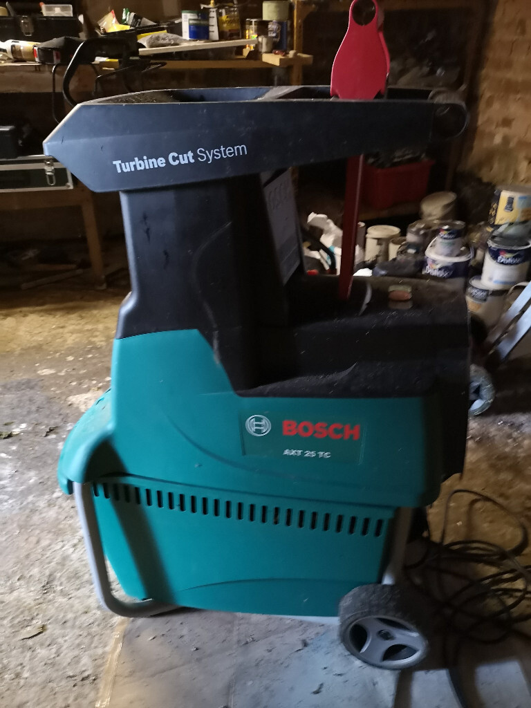 Bosch shredder AXT 25 TC Turbine Cut System check reviews in Woking, Surrey Gumtree