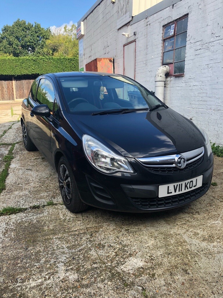 Vauxhall corsa 2011 1.4 automatic in Edgware, London Gumtree