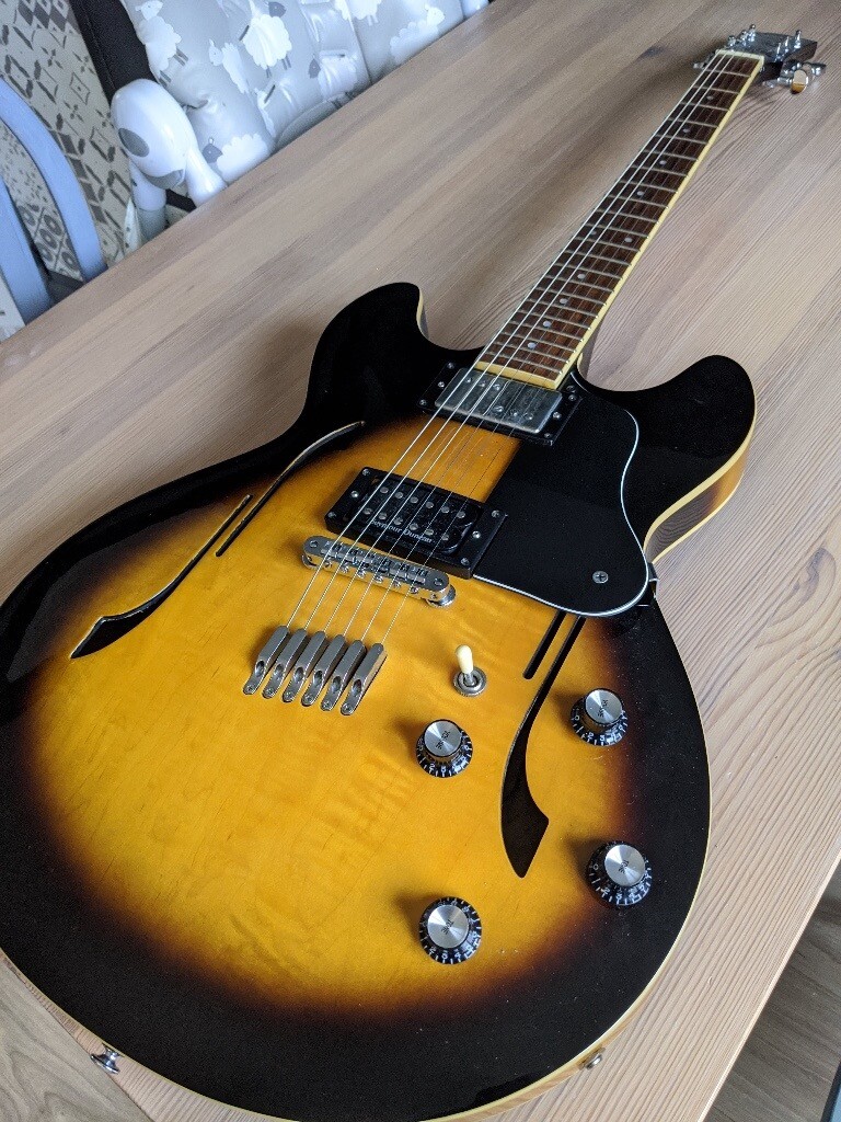 Yamaha SA500 Sunburst SemiAcoustic Electric Guitar in Rossendale