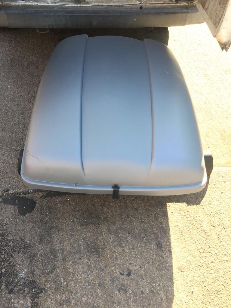 Thule roof bars and box Vauxhall Zafira in Leicester, Leicestershire