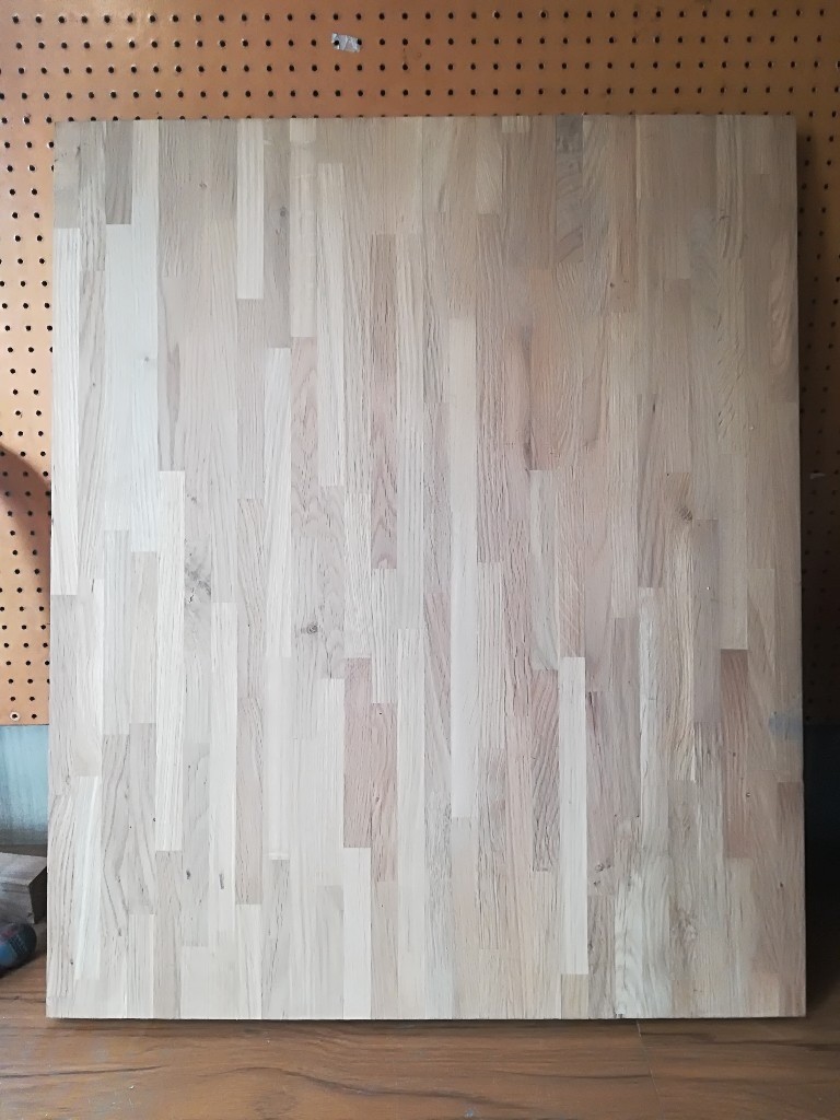 Solid Oak wood worktop offcut in Hemel Hempstead, Hertfordshire