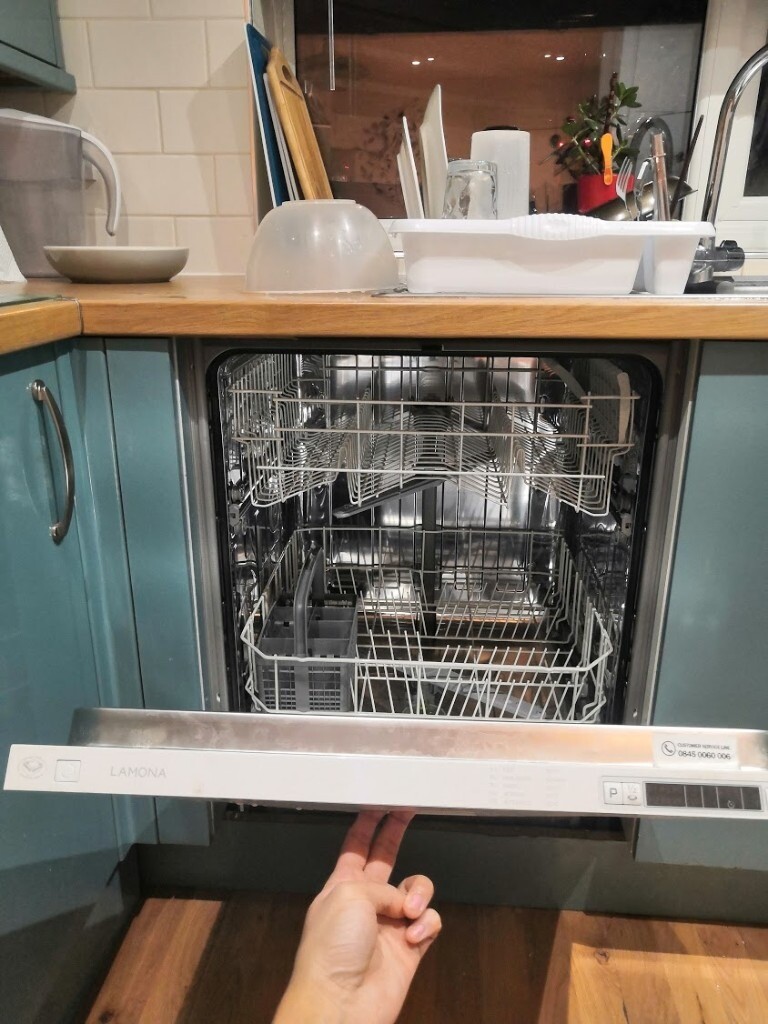 Integrated Dishwasher great condition in Wood Green, London Gumtree