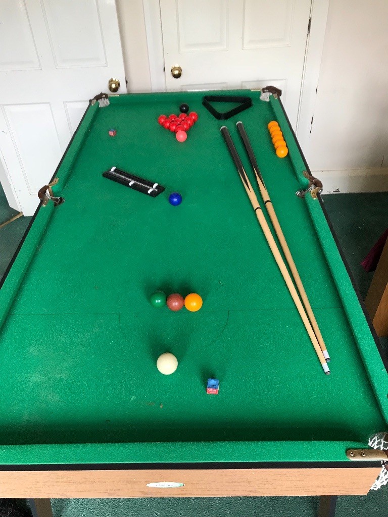 Free kids snooker table 6ftx3ft, used condition, includes everything