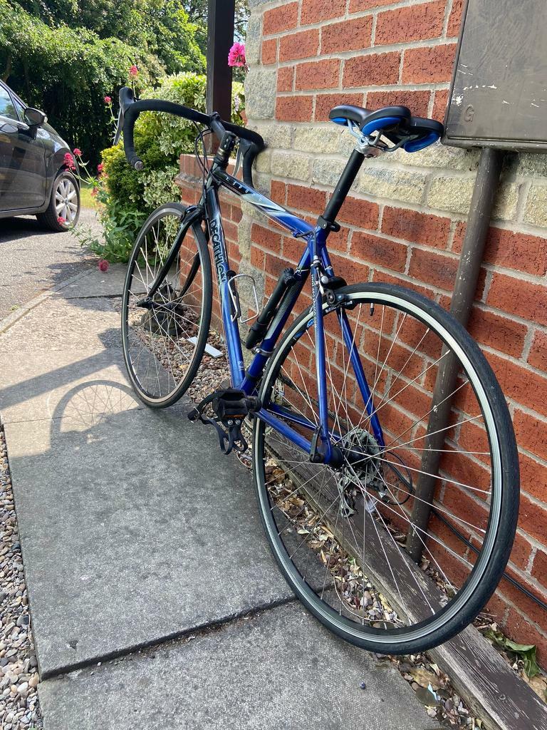 Dark blue decathlon road bike in Ripley, Derbyshire Gumtree