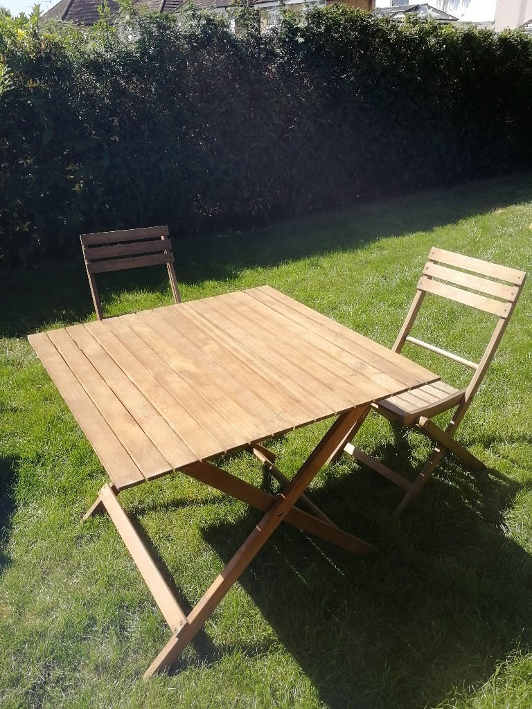 Outdoor garden furniture bistro set - 1 table and 2 chairs. | in Cobham
