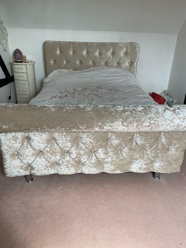 Lovely King size Crushed Velvet bed in Winnersh, Berkshire Gumtree