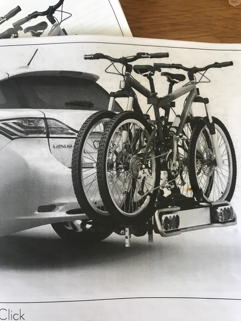 Thule detachable two bike car rack complete with tow bar (bike rack