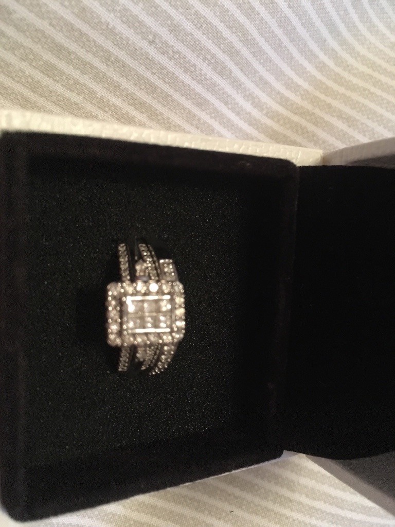 Diamond Rings 💍 in Rainham, Kent Gumtree