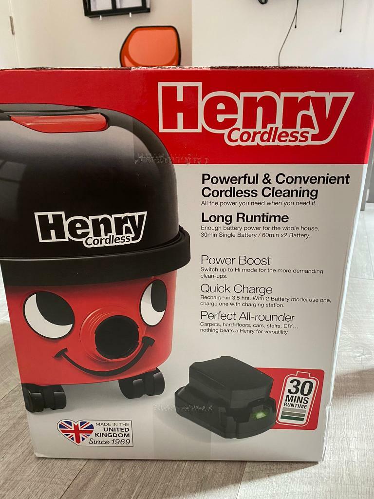Henry cordless hoover in Leicester, Leicestershire Gumtree