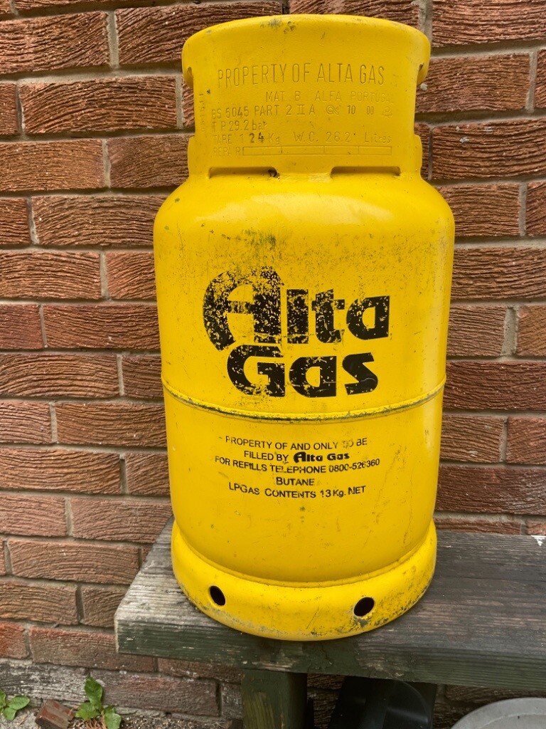 Calor/butane/flogas 13kg gas cylinder (empty) in Ponteland, Tyne and