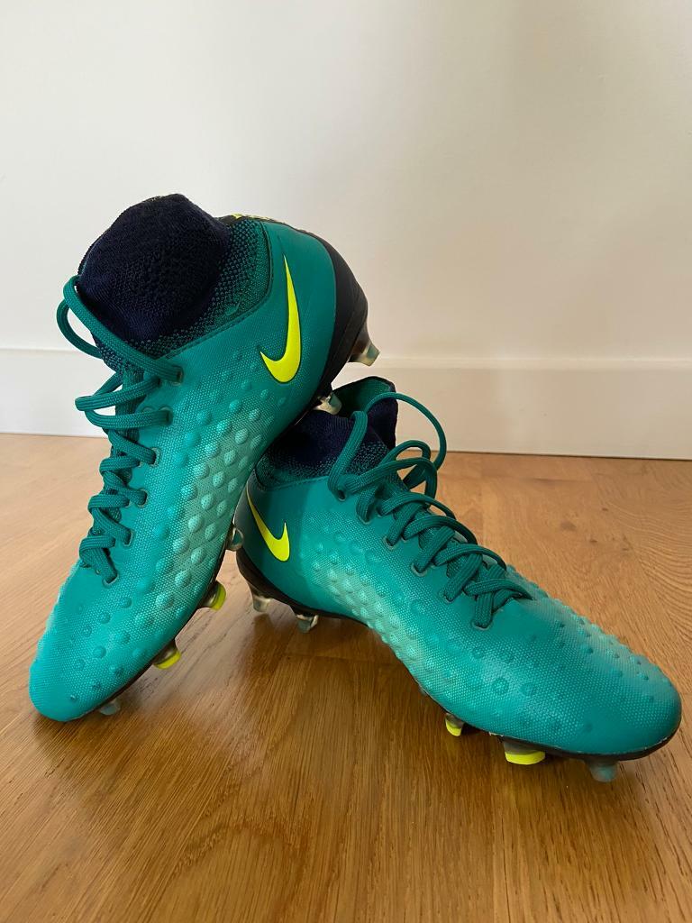 nike magista sock