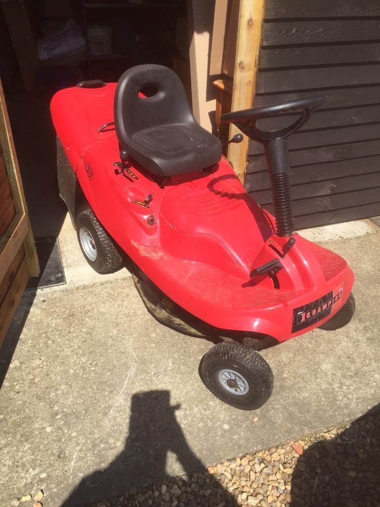 Champion ride on lawnmower for spares or repairs in Norwich, Norfolk