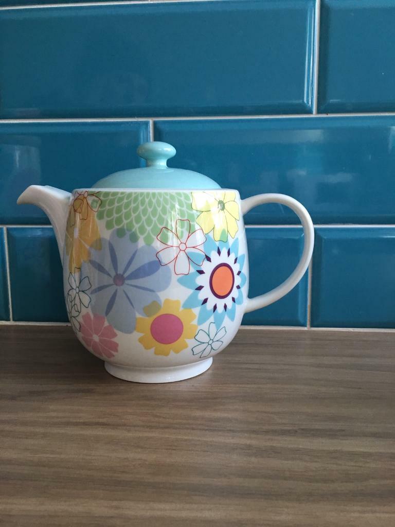 Crazy daisy teapot in Abingdon, Oxfordshire Gumtree