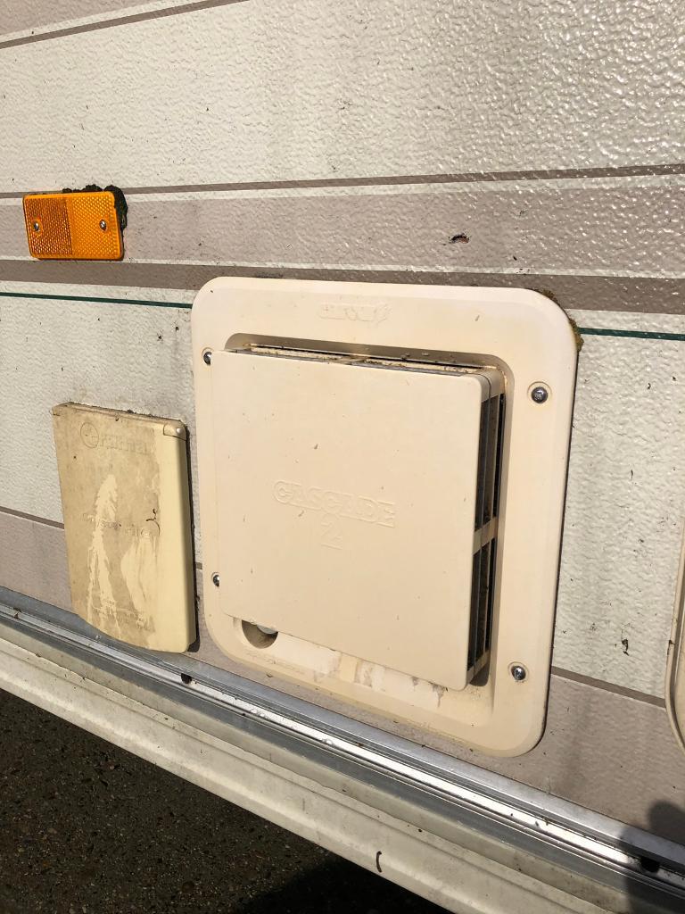 Carver cascade mk2 caravan/ camper water heater outer vent cover in