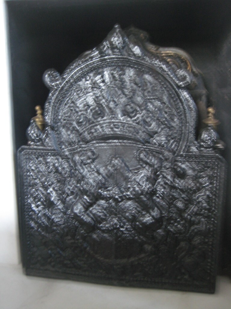 Vintage Cast Iron Fire Back Plate in Reigate, Surrey Gumtree