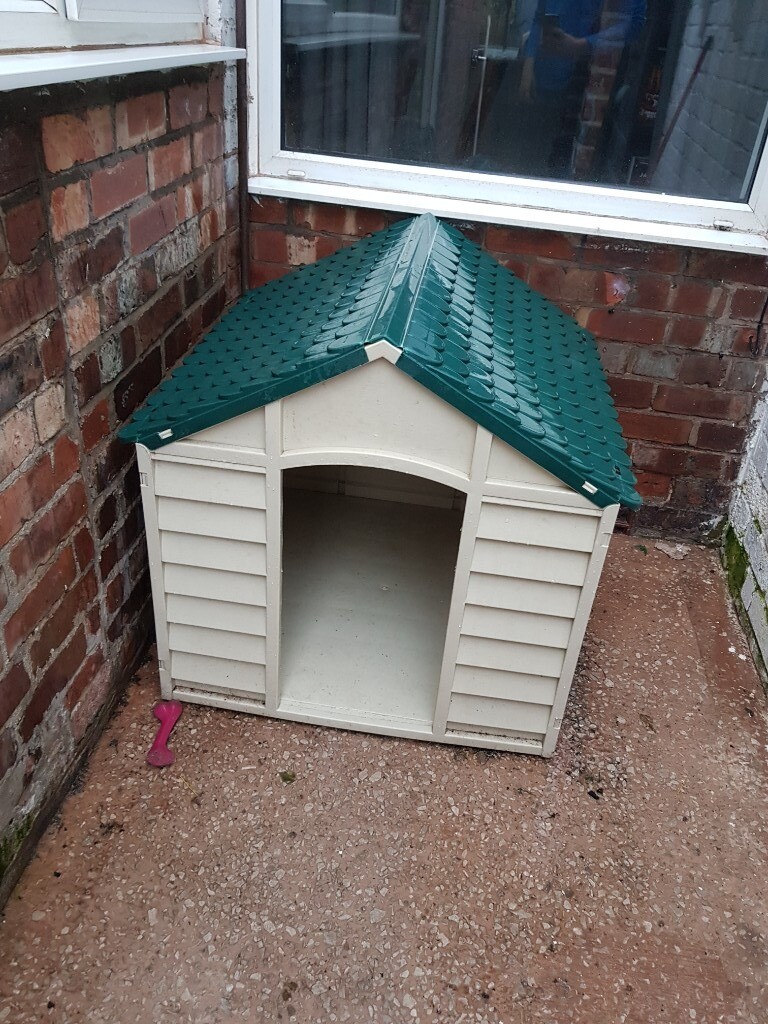 Outdoor plastic dog kennel in Edgeley, Manchester Gumtree