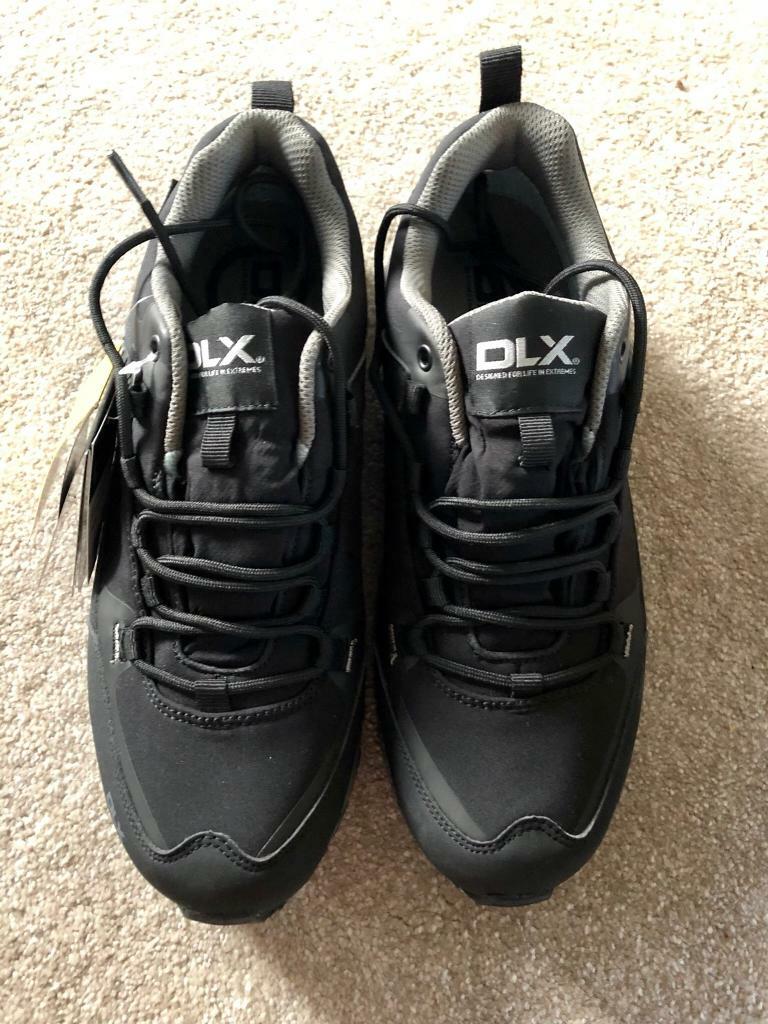 mens retro trainers size 9