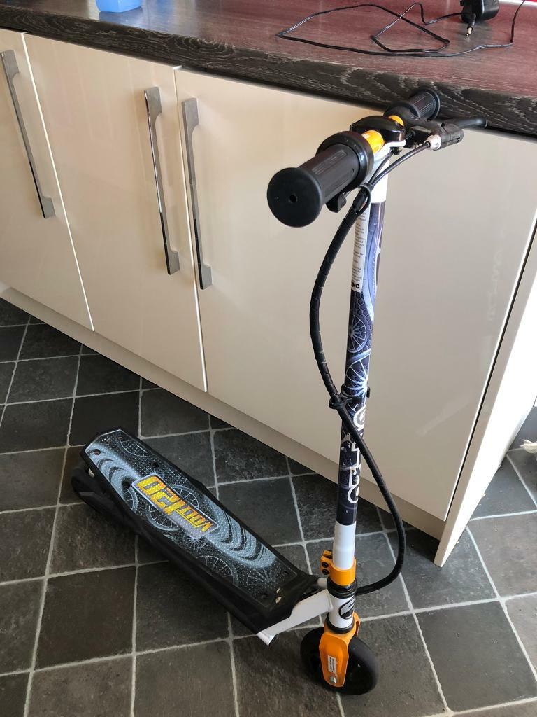 zinc volt 120 electric scooter with charging adapter. in BurnhamonSea, Somerset Gumtree