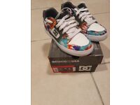 Girls/Boys DC Pure Trainers size 1