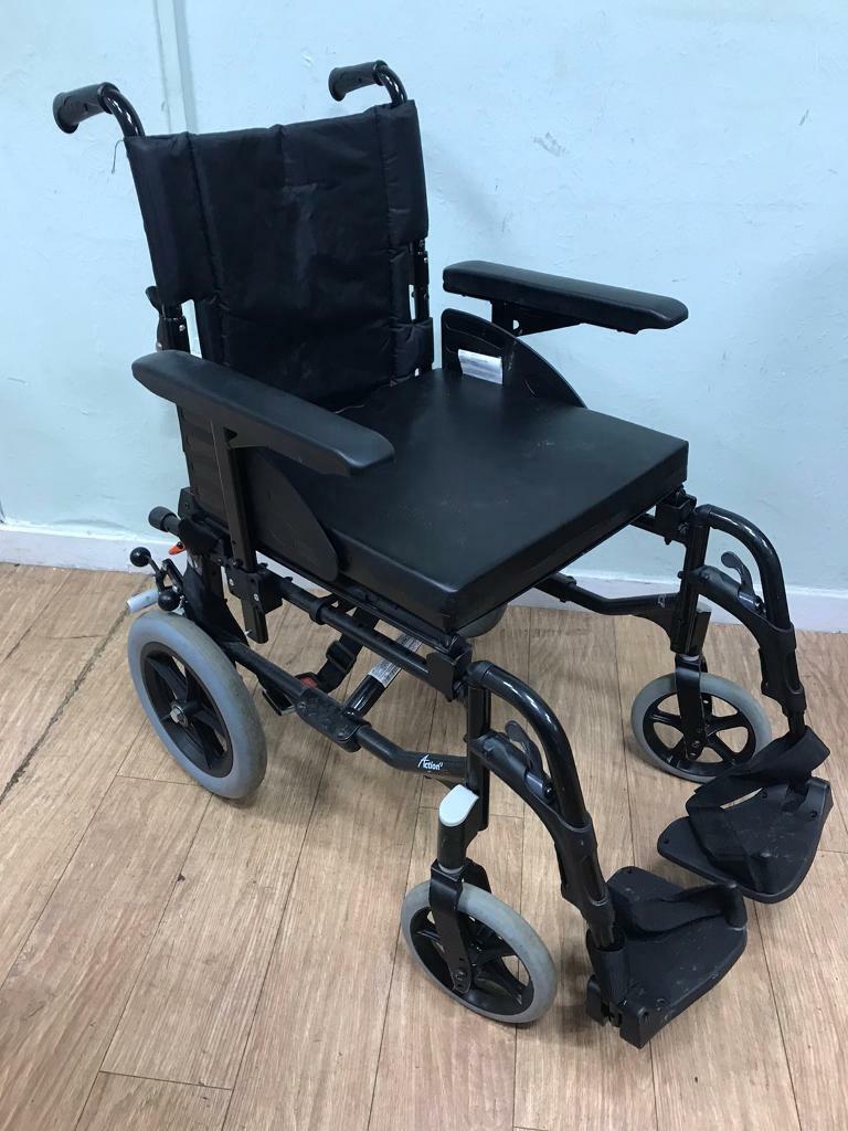 Invacare action 2 folding wheelchair in Kirkintilloch, Glasgow Gumtree