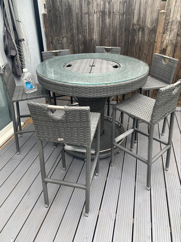 6 Seat Bar Set with Ice Bucket / Grey in Sutton, London Gumtree