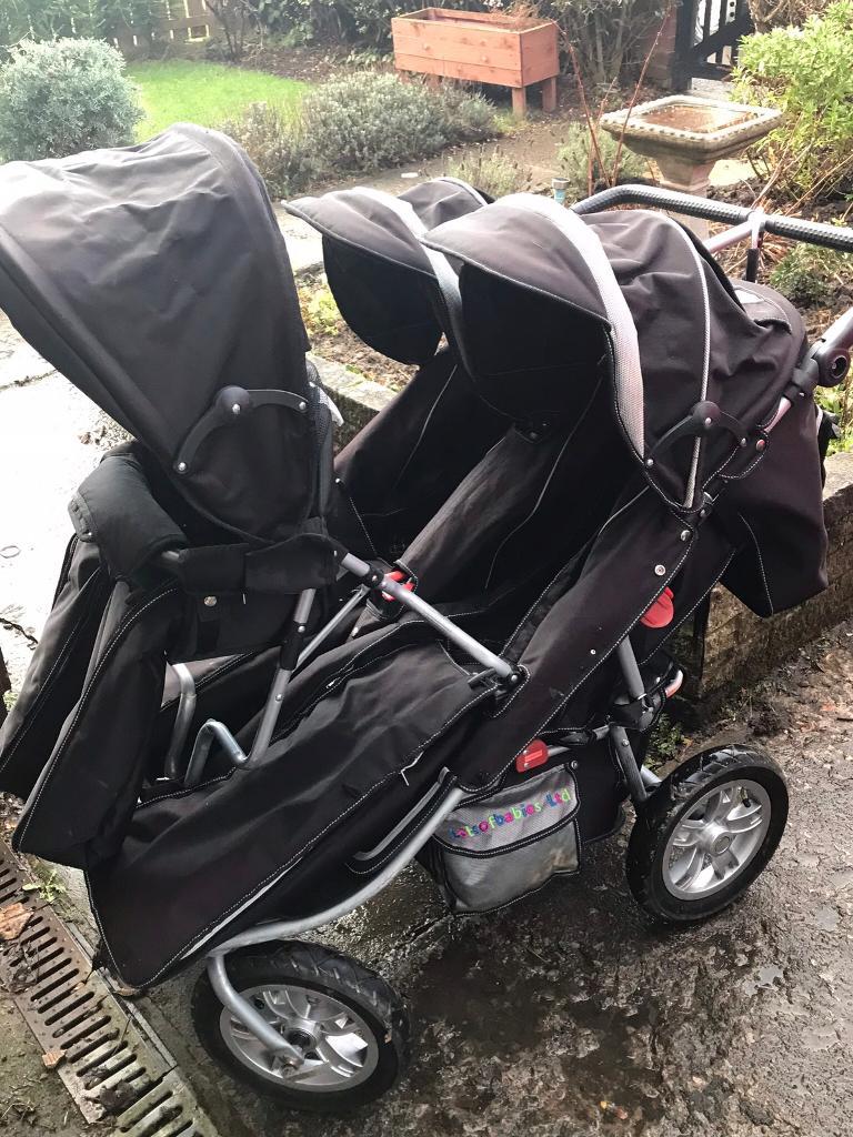 T3 lots of babies triple pram in Newcastle, Tyne and Wear Gumtree