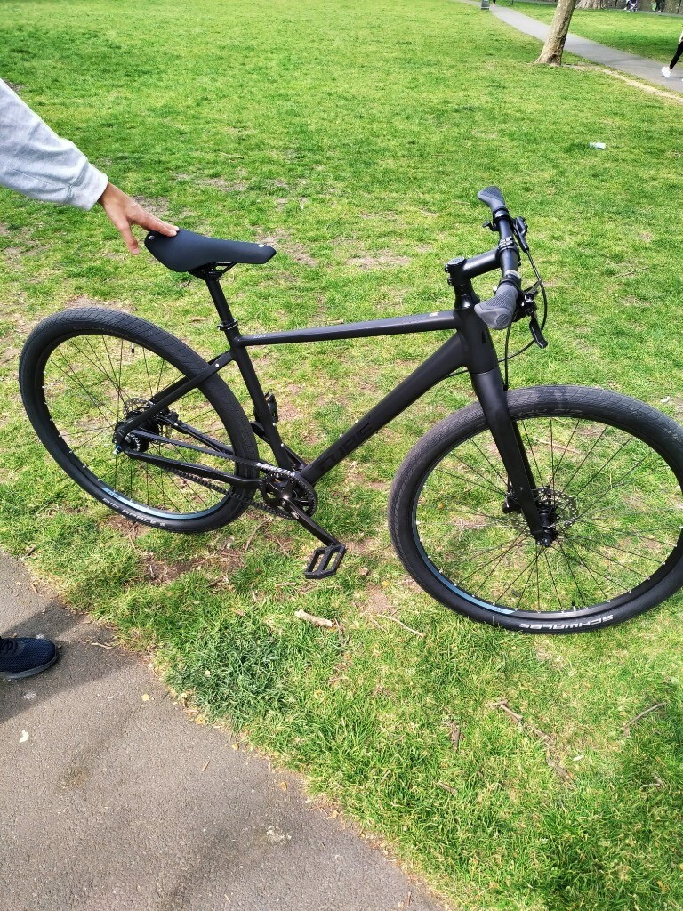 cube hyde hybrid bike