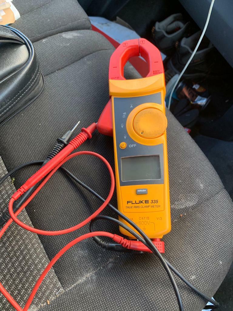 Fluke 335 true rms clamp meter and fluke volt alert in South