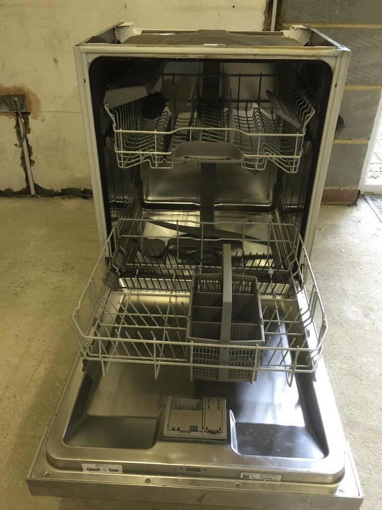 Neff Semi Integrated Dishwasher Works Perfectly With Instruction