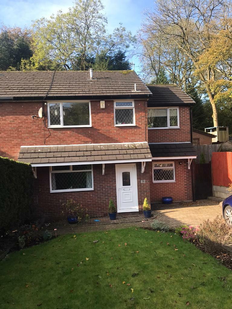 3 bed house to rent Lees OL4 in Middleton, Manchester Gumtree